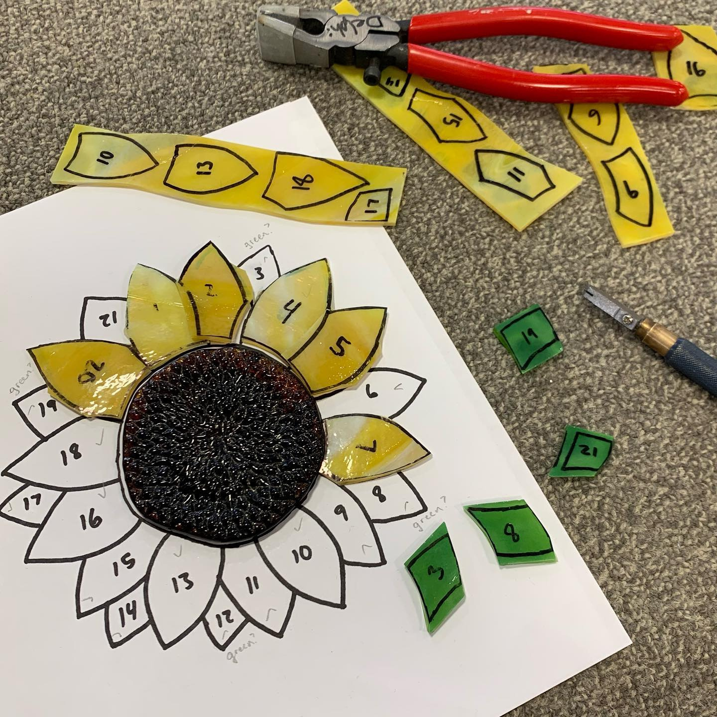 Free Sunflower Pattern | More Delphi Glass regarding Free Printable Stained Glass Patterns Sunflower