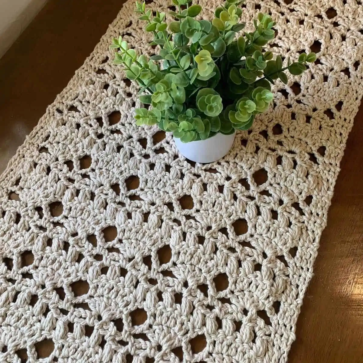 Modern Crochet Table Runner Patterns for Free Printable Crochet Table Runner Patterns